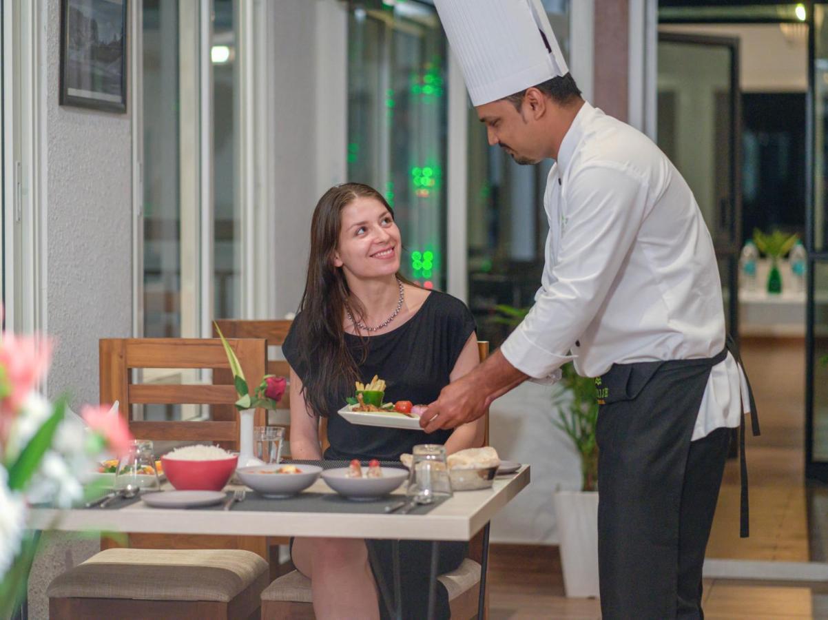 Sprise Munnar Resort And Spa エクステリア 写真