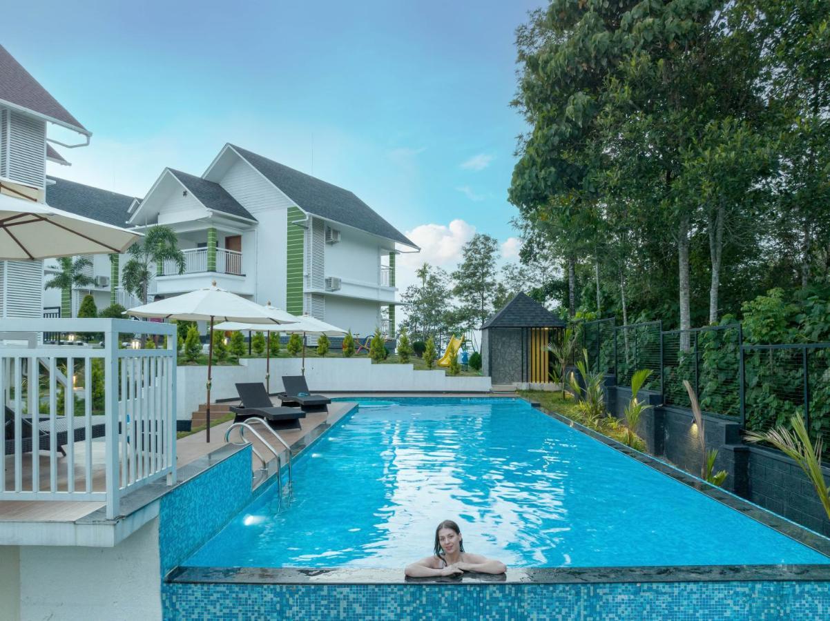 Sprise Munnar Resort And Spa エクステリア 写真